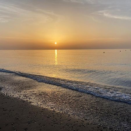 Primera Linea De Playa, Villa Conchita, Con Salida Al Mar Sagunto Eksteriør bilde